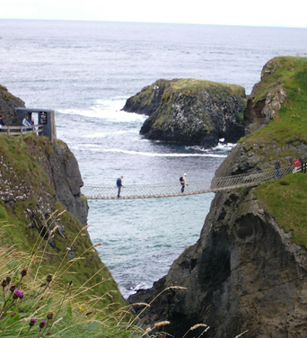 Carrick_a_rede_rope bridge-350