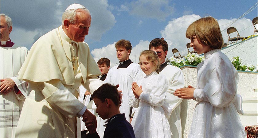 Pope John Paul II meets with children of Chernobyl. (Picture: JANEK SKARZYNSKI/AFP/Getty Images)