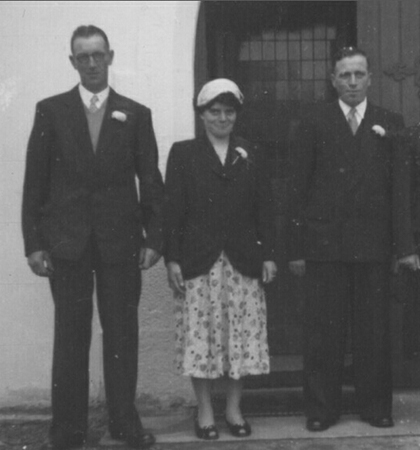 Nora (centre) pictured at a family wedding. (Picture: Gormley family)