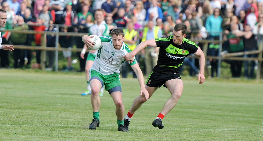 Mark Gottsche in possession for London against Mayo [Picture: Malcolm McNally]