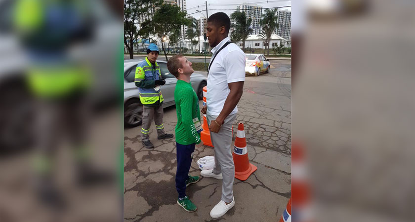 5ft 4in Barnes faced off against 6ft 6in Anthony Joshua [Picture: Paddy Barnes / Facebook]