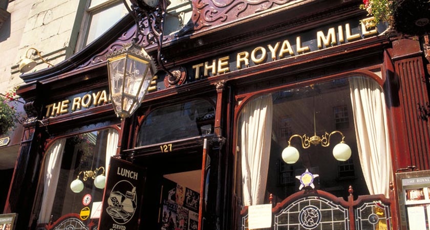 The Royal Mile Pub in Edinburgh [Picture: Visit Britain]