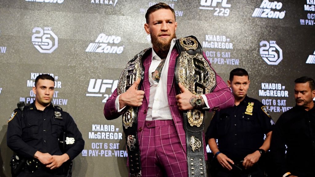 Conor McGregor's ex-teammate claims Notorious is losing fans in Ireland.