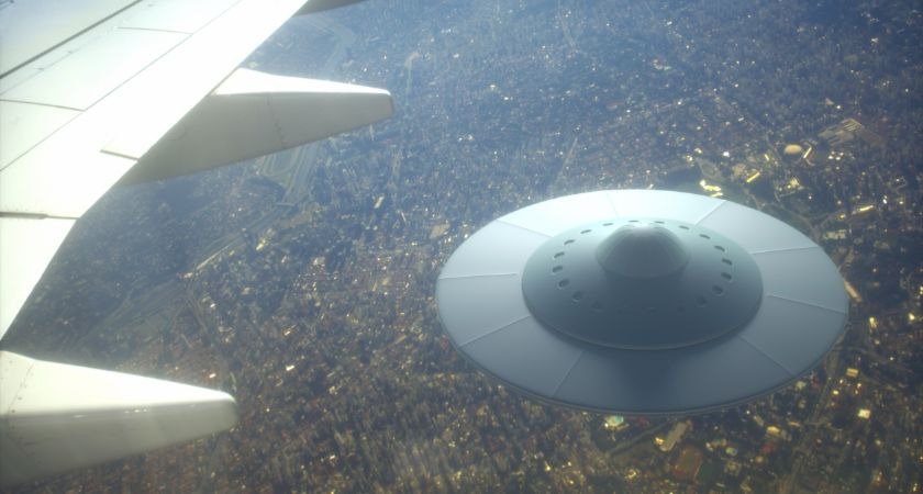 Irish Aviation Authority investigating sighting of 'UFO' off the coast of Ireland.