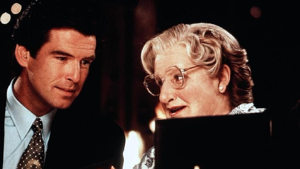 Pierce Brosnan opens up about the sad death of Mrs Doubtfire co-star Robin Williams.
